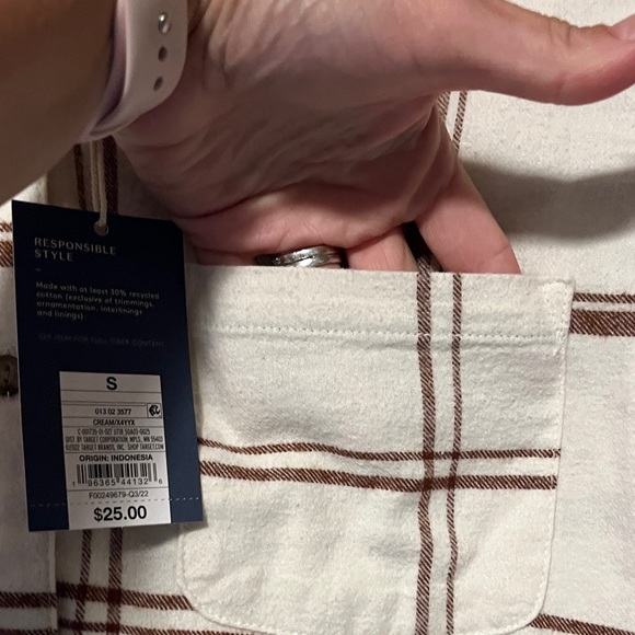 Universal Thread Women's Button-Down Shirt in Cream and Brown Plaid - Picture 6 of 8